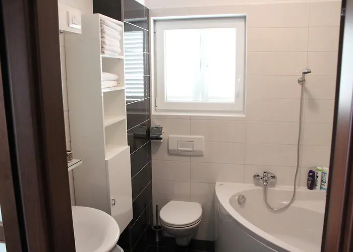 Appartamento Laurus Kožino
