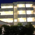 Apartment Laurus