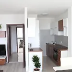 Laurus