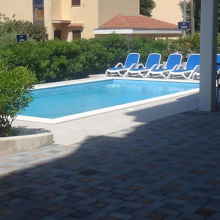 Apartment Laurus