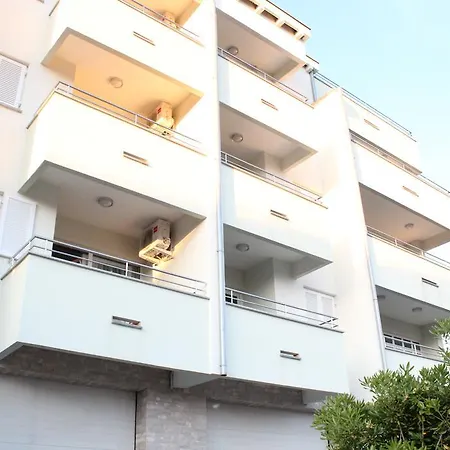 Apartment Laurus *