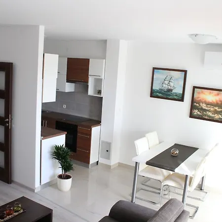 劳勒斯别墅公寓