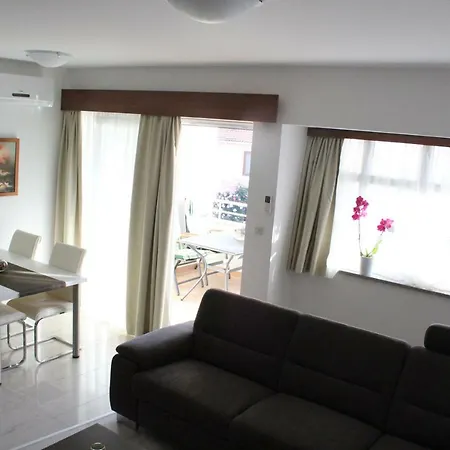 Apartment Laurus *