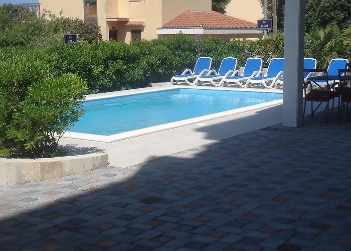 Daire Laurus